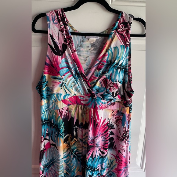 EUC Gorgeous Multicolor Sunset Tropical Palm Leaf Print Flattering MIDI Dress - Picture 10 of 12